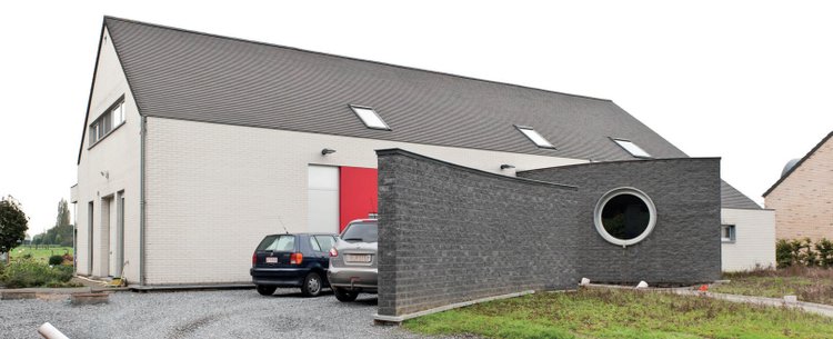 Woon- en kantoorruimte in Soignies